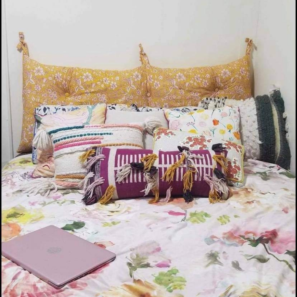 Headboard for Julie! ☺️